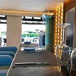 Ccb Bruskos Hotel
