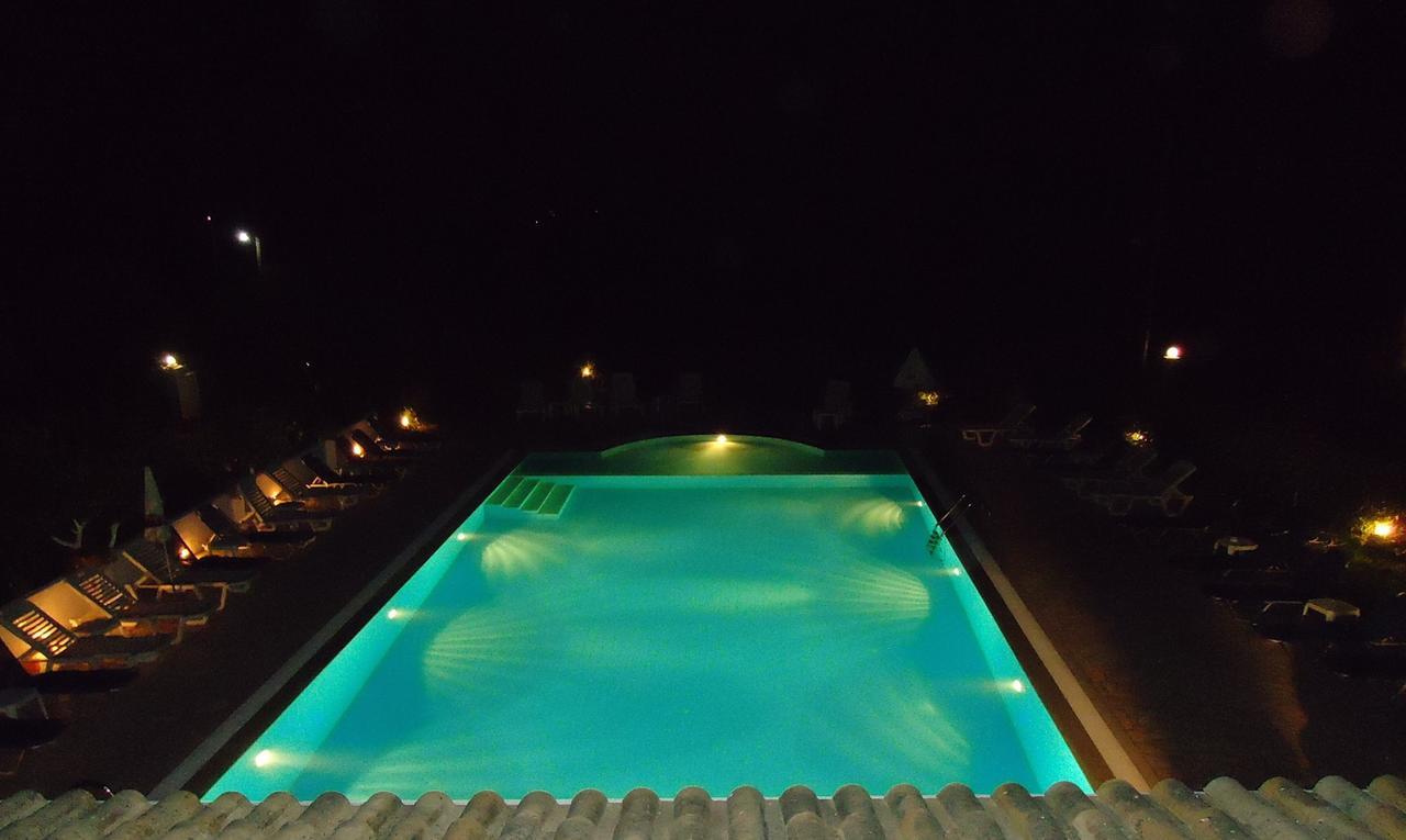 Ccb Bruskos Hotel 3*